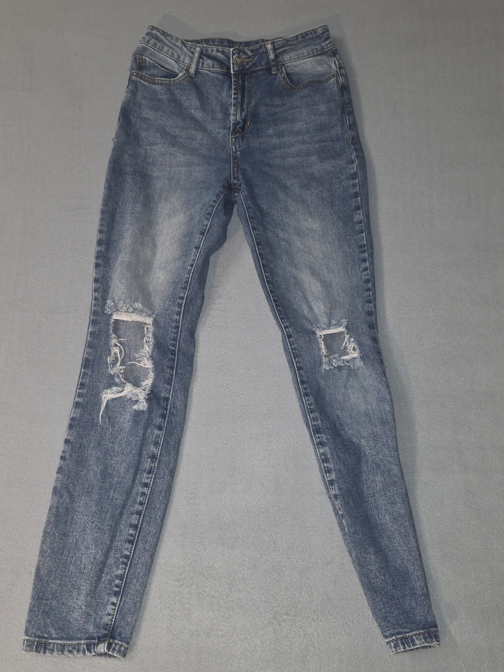 V 19-69 Abbigliamento Sportivo SRL Ripped Mid-Blue Skinny Jeans